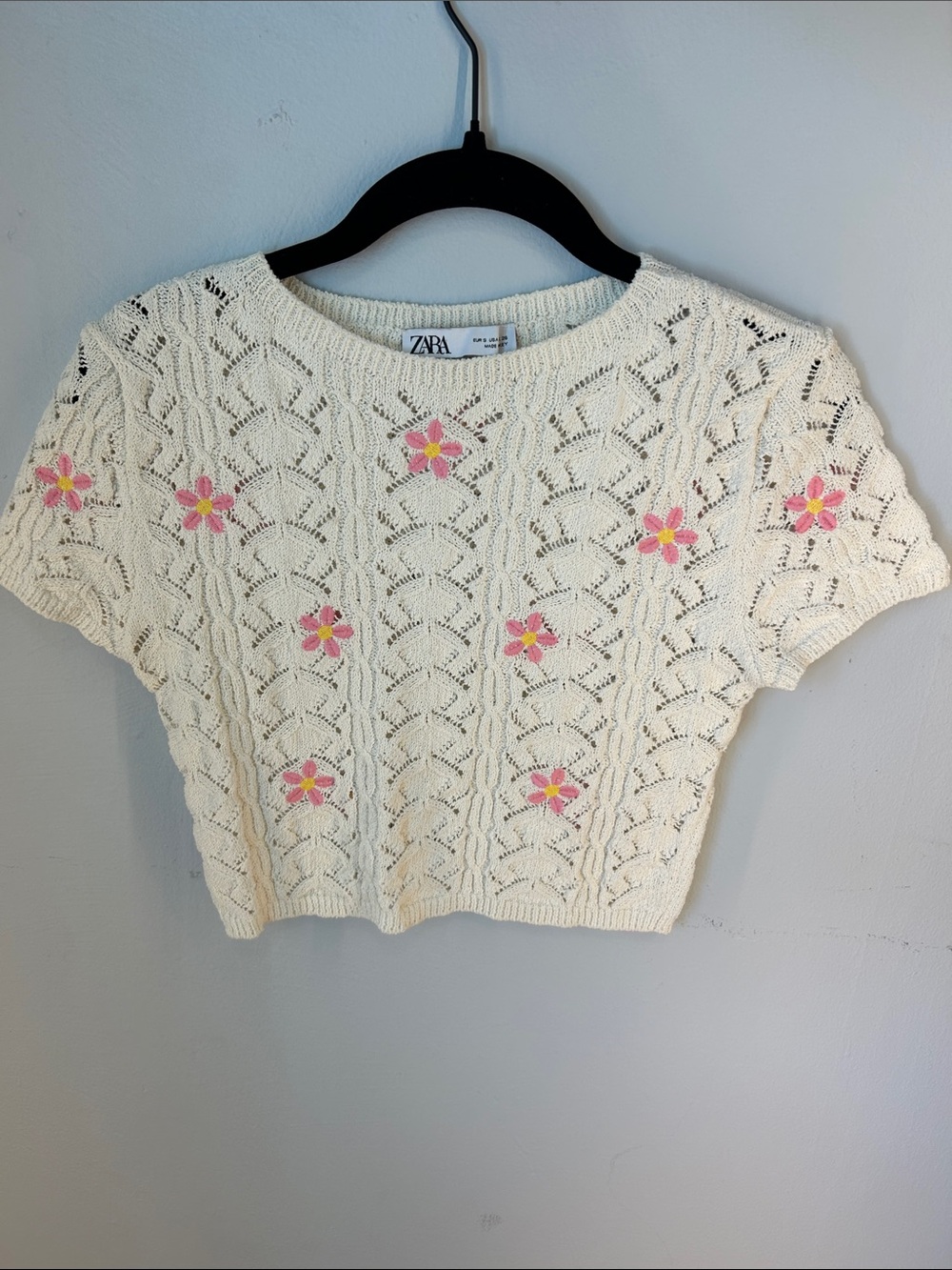 ZARA Cream Knit Crop Top with Pink & Yellow Floral Embroidery